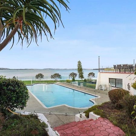 Magnificent Beachfront Mansion - Pool - Fireplace Auckland Esterno foto