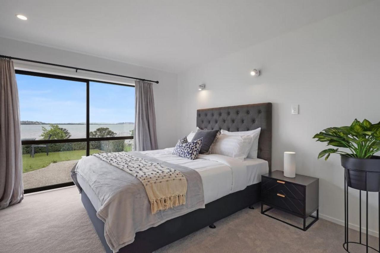 Magnificent Beachfront Mansion - Pool - Fireplace Auckland Esterno foto